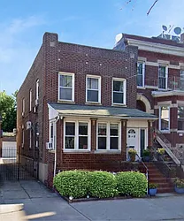 29-07 Newtown Avenue