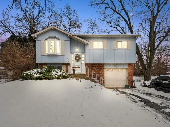 160 Balmoral Dr, Bolingbrook, IL 60440