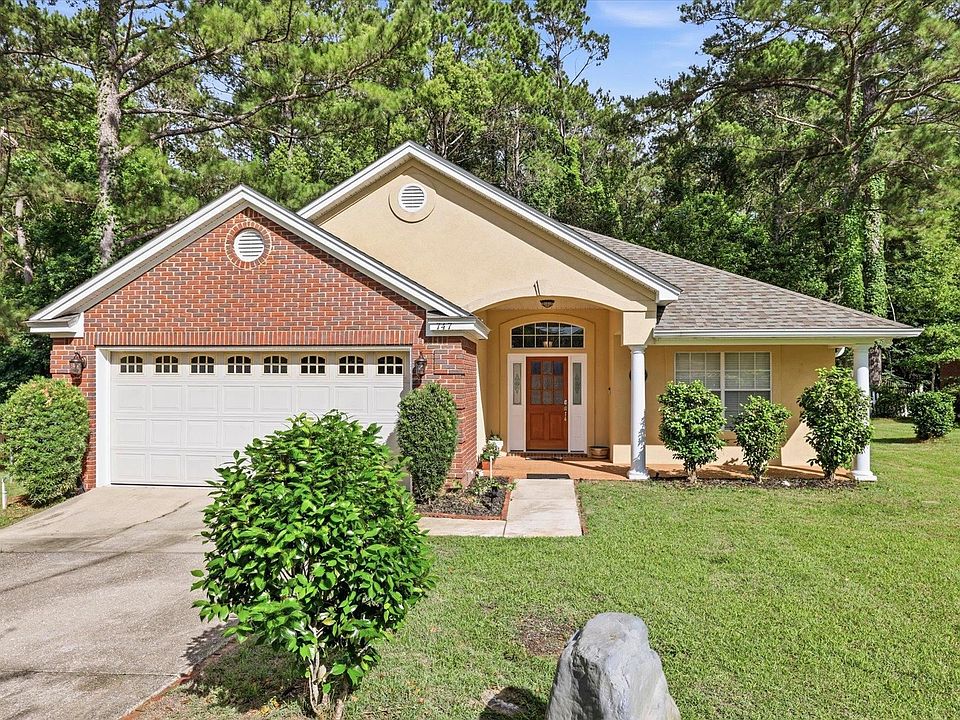 1st image of 747 Eagle View Dr
