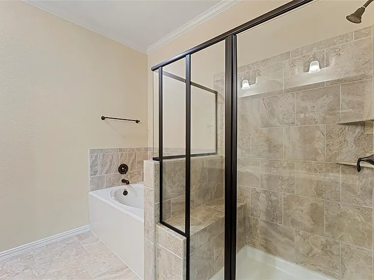 14618 Raleighs Meadow Ct — Photo 15