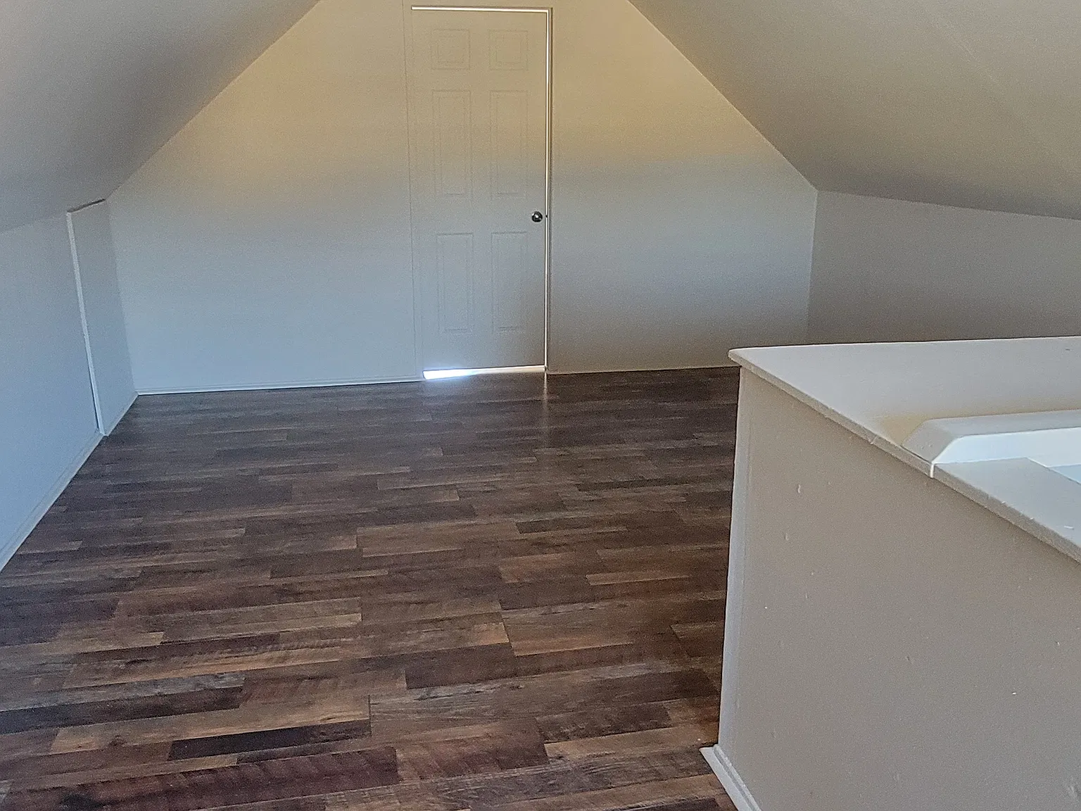 3 bed, 1300 sqft, $1,600 — Photo 2