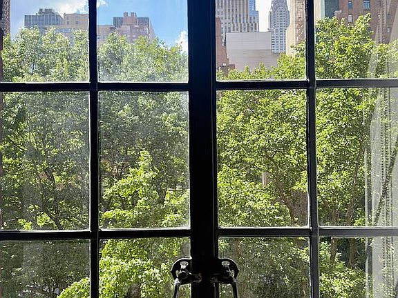 5th image of 25 Tudor City Pl APT 619