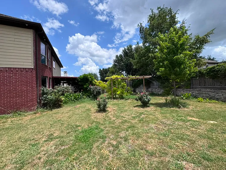 814 Honey Hill Dr — Photo 21
