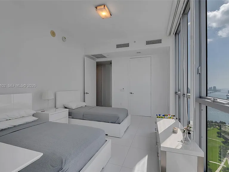 1100 Biscayne Blvd #3901 — Photo 17
