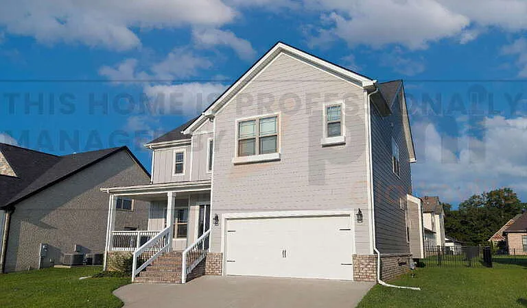 576 Dexter Dr — Photo 3