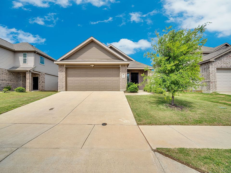 1st image of 8304 White Pine Dr
