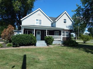 935 Elyria Ave, Amherst, OH 44001