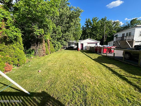 2nd image of 3404 Old Berwick Rd