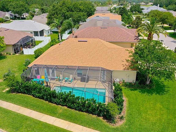 4th image of 1449 Stockbridge Ln
