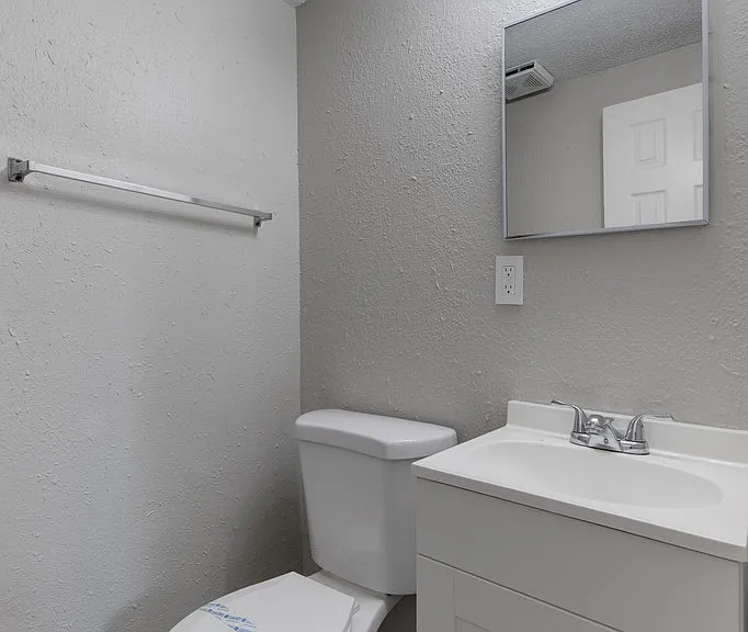 2014 E 52nd St S — Photo 21