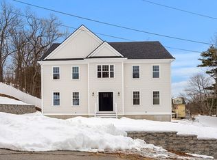 2 Rhuey Pass, Burlington, MA 01803