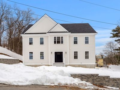 2 Rhuey Pass, Burlington, MA, 01803