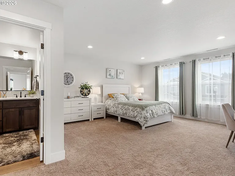 12200 NE 107th Way — Photo 8