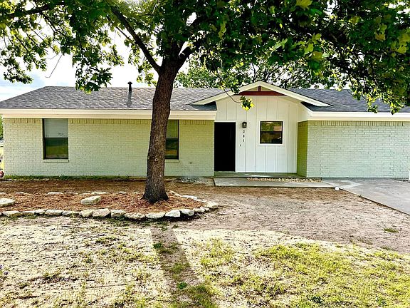 2nd image of 201 Idylwood Dr
