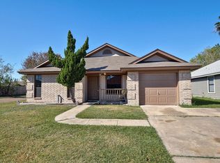 3021 Westlake Dr, Ingleside, TX 78362
