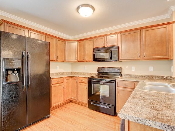 5th image of 307 Sam Houston Cir