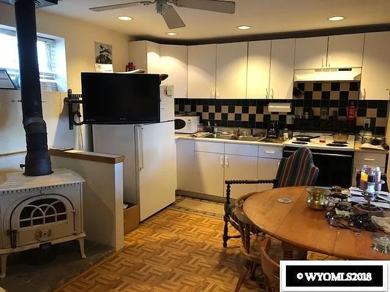 705 S River St — Photo 12