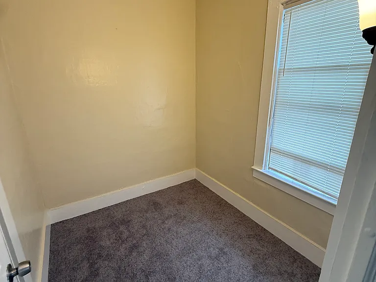 318 Gibson St #2 — Photo 2