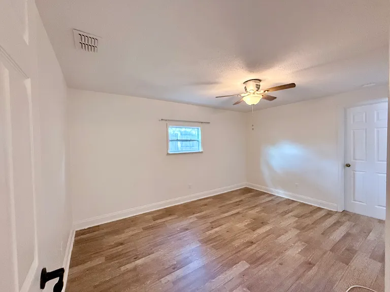 3042 Hanna Ct — Photo 12