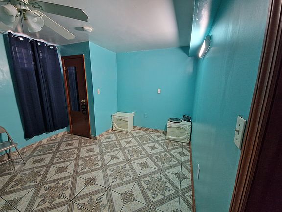 5th image of 16821 106th Ave