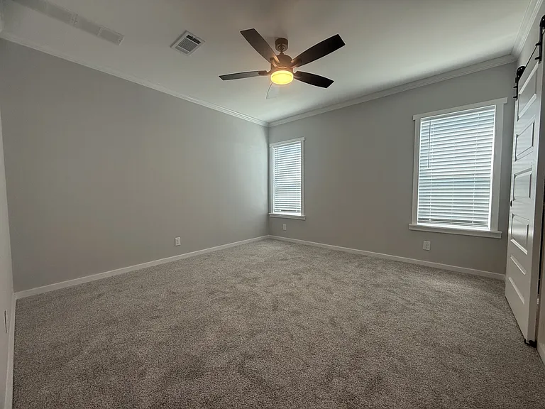 5715 Camelford Dr #528 — Photo 11