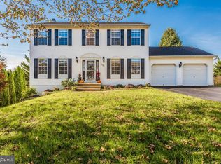 1106 Village Gate Ct, Mount Airy, MD 21771