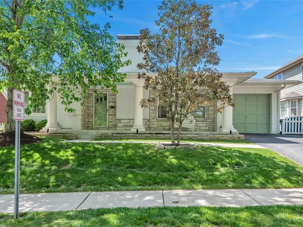 9 Magnolia Dr, Saint Louis, MO 63124