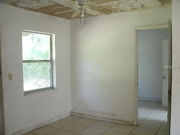 5th image of 215 Citrus Ave