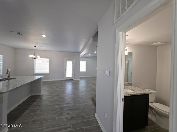 5th image of 9935 Rhiannon Pl