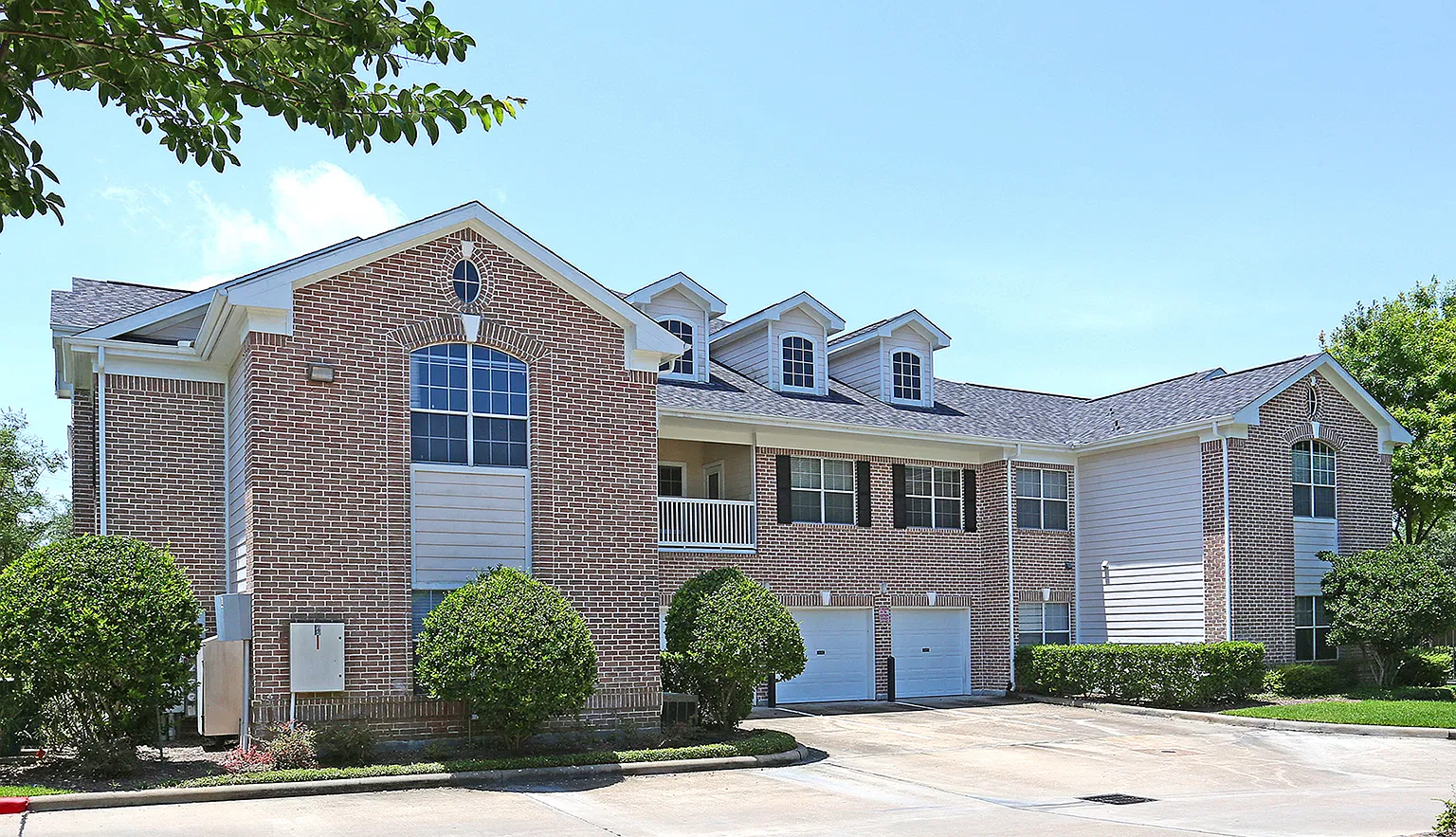 Ashley House — Photo 4