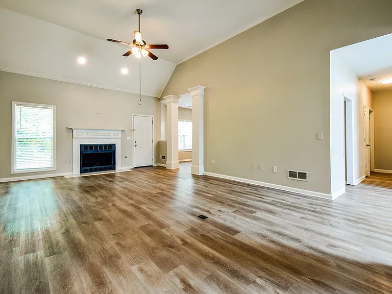 3419 Uncle Genes Way SE — Photo 5
