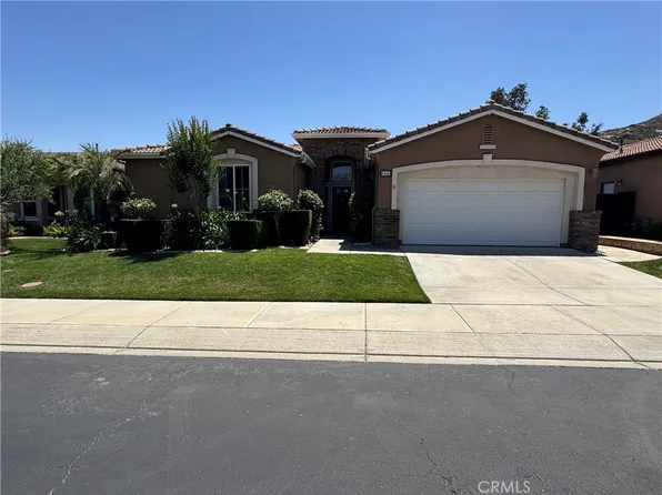 8441 Maruyama Dr, Hemet, CA 92545