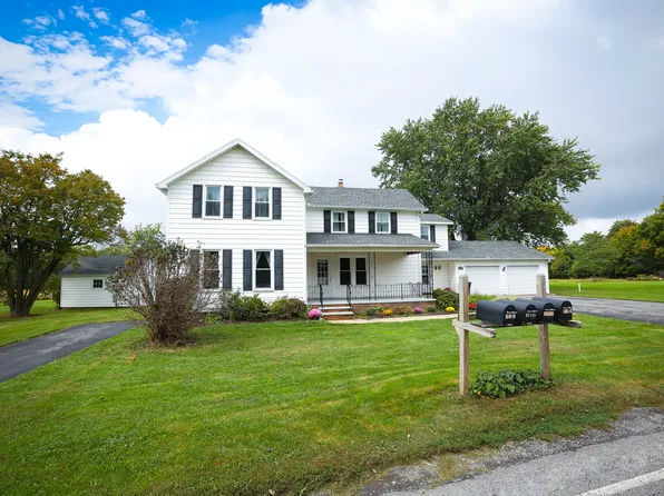 11430 Stage Rd, Akron, NY 14001