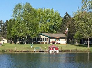 N9134 Red Fox Ln, Neshkoro, WI 54960