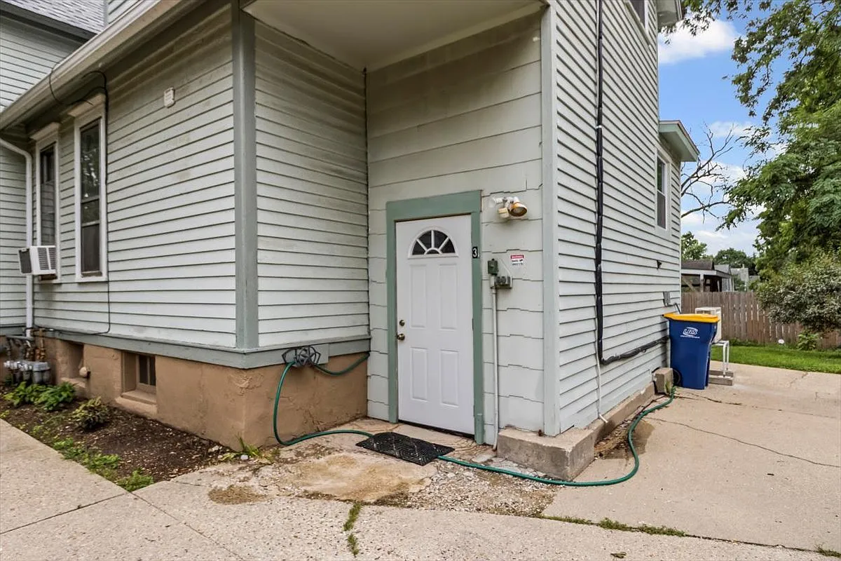 1 bed, 550 sqft, $1,350 — Photo 2