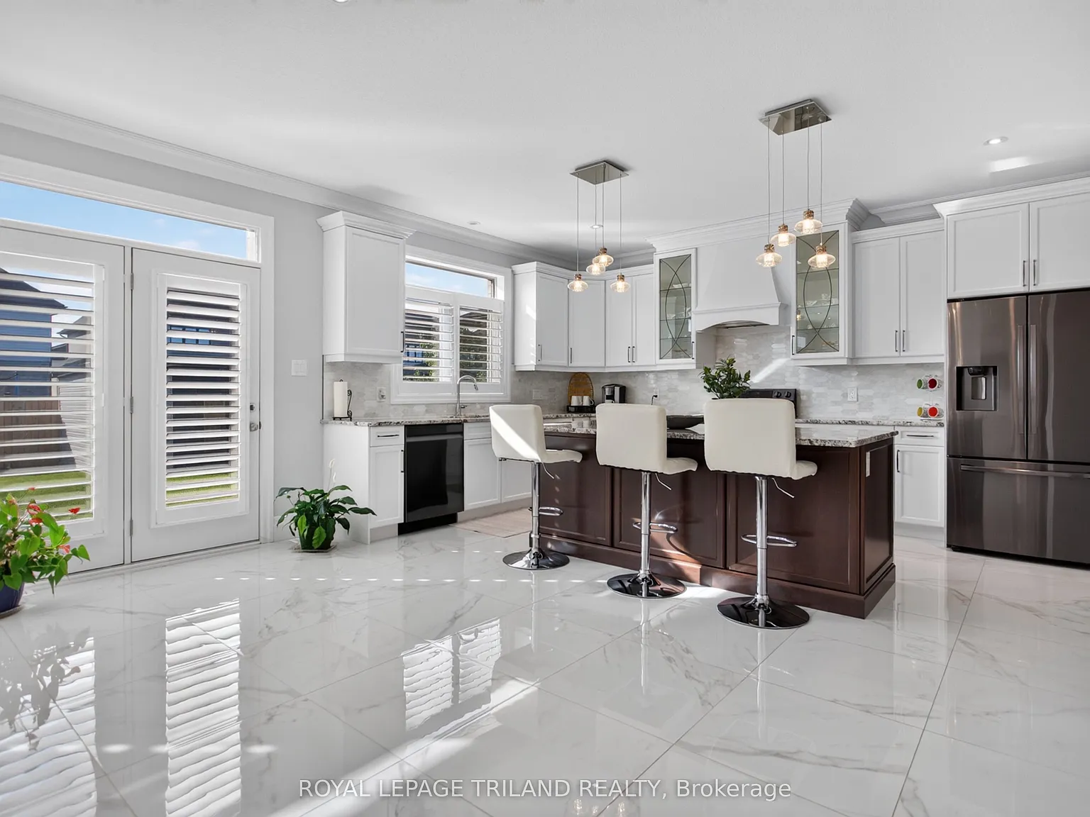5 bed, $3,950 — Photo 3