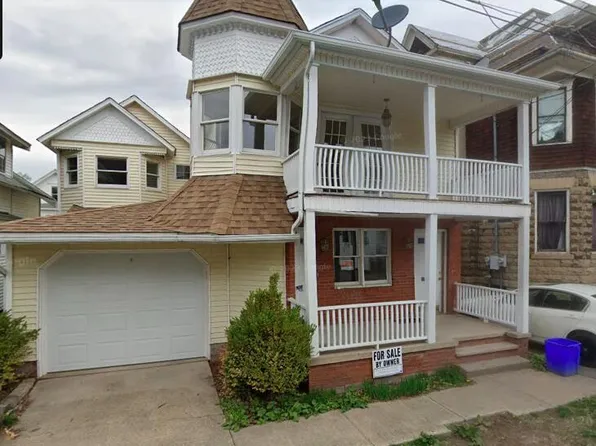 35 Wyoming St, Carbondale, PA 18407