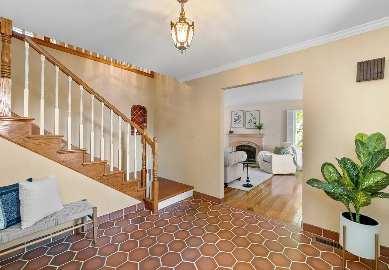 4 bed, 2.5 bath, 2844 sqft, $3,800 — Photo 4
