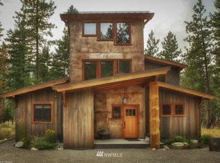 4 Winter Park Ln, Winthrop, WA 98862