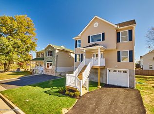 408 Beach View Ave, Union Beach, NJ 07735