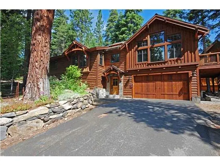 4411 Huckleberry Ln photo 1