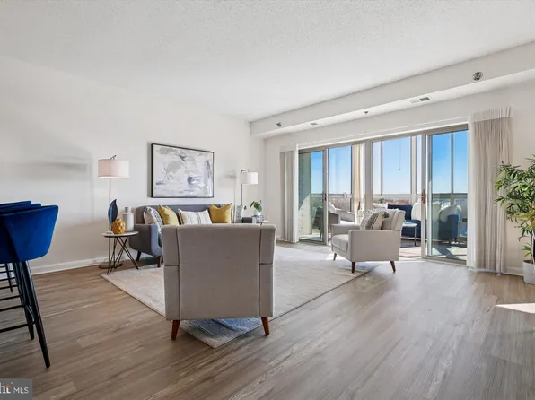 3005 S Leisure World Blvd APT 802, Silver Spring, MD 20906