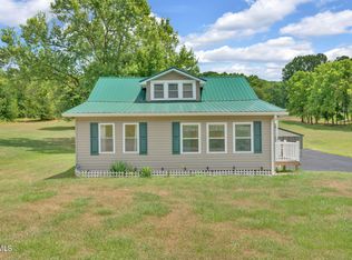 174 Valley Pike Rd, Bristol, TN 37620
