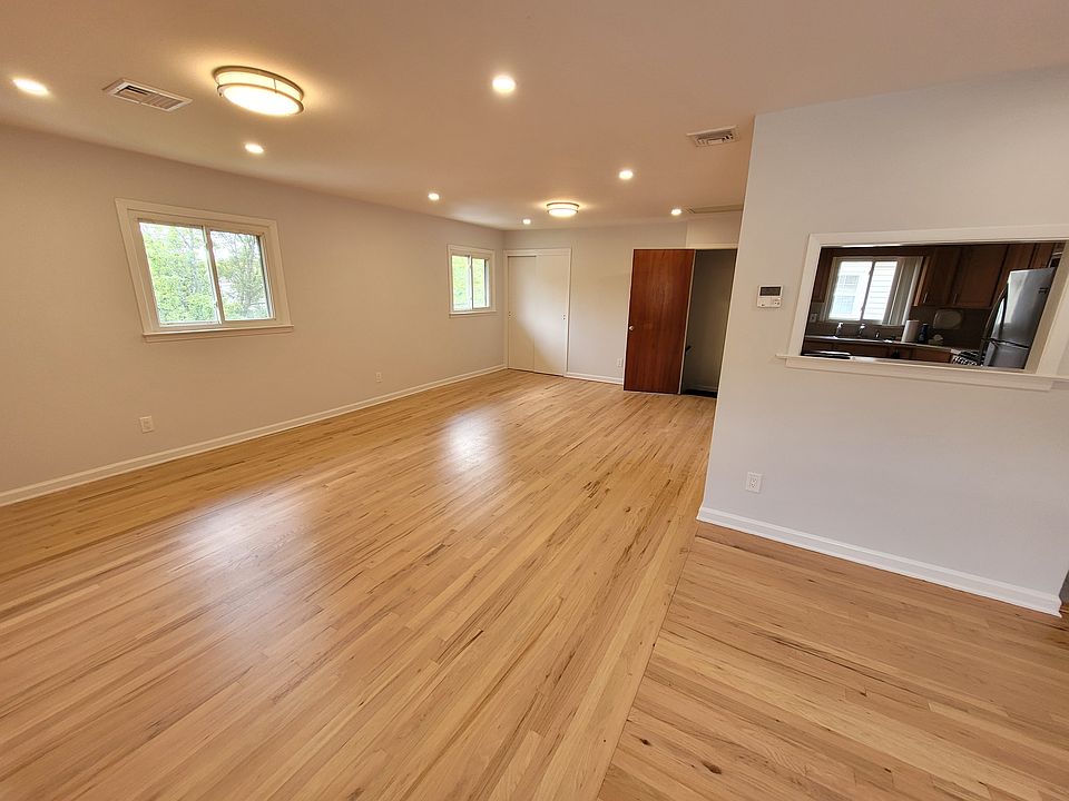 1st image of 278 Wilder Ave Floor 2