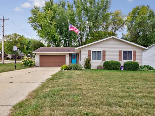 405 Willow Creek Dr, Owatonna, MN 55060