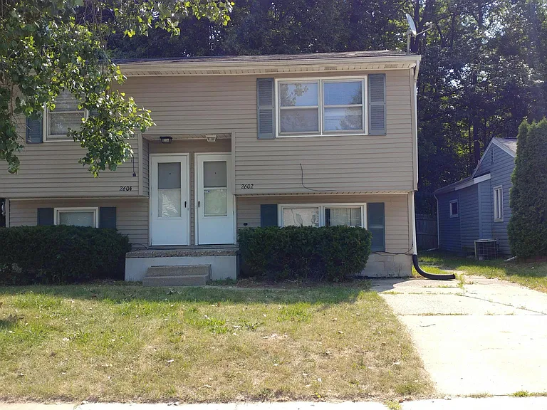 2604 Kate St — Photo 1