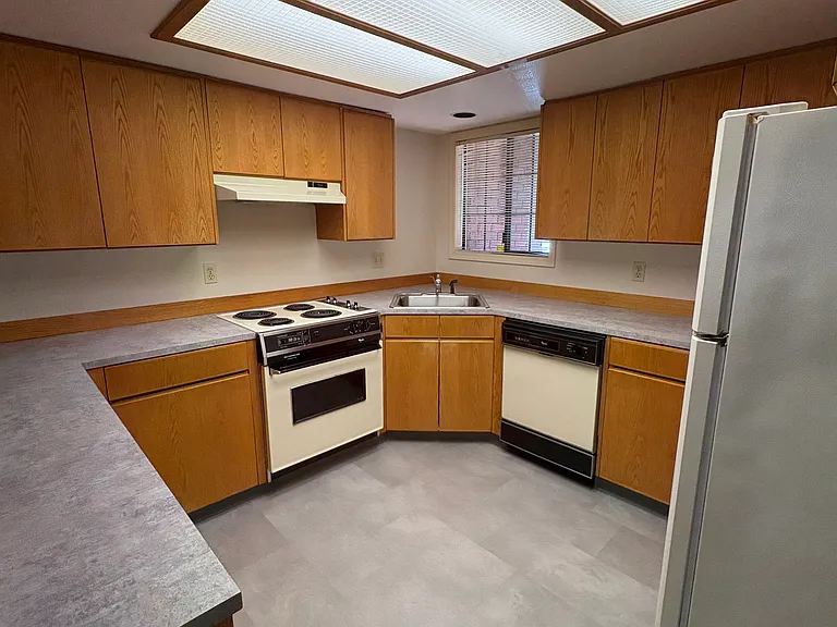 3800 SE Concord Rd — Photo 3