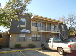 100 Hardwood Ct, Hattiesburg, MS 39401