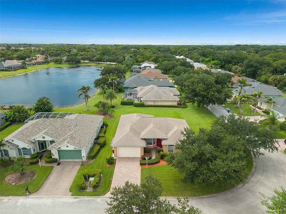 1st image of 225 Champagne Ct SW