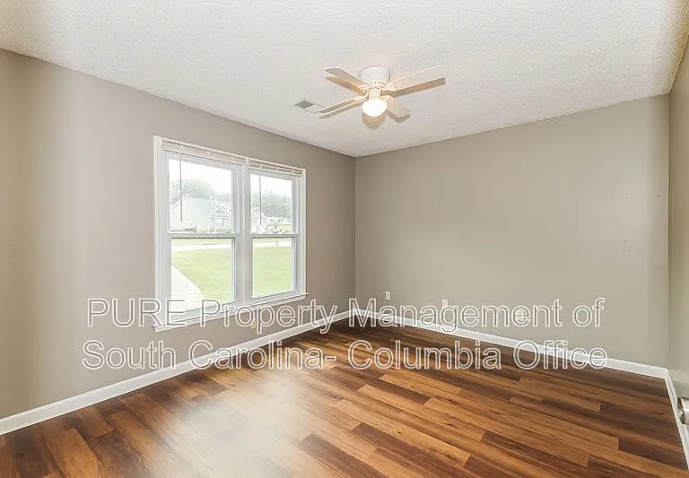 1204 Kennerly Rd — Photo 9